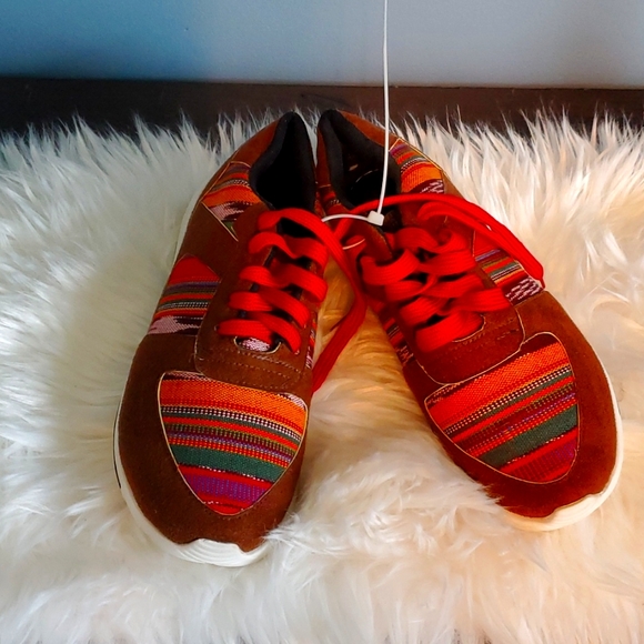 Hand Crafted Shoes - Unique handmade tennis shoes NWT
